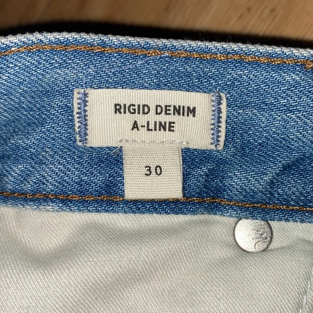 Madewell Rigid Denim A-Line Mini Skirt in Lovell Wash